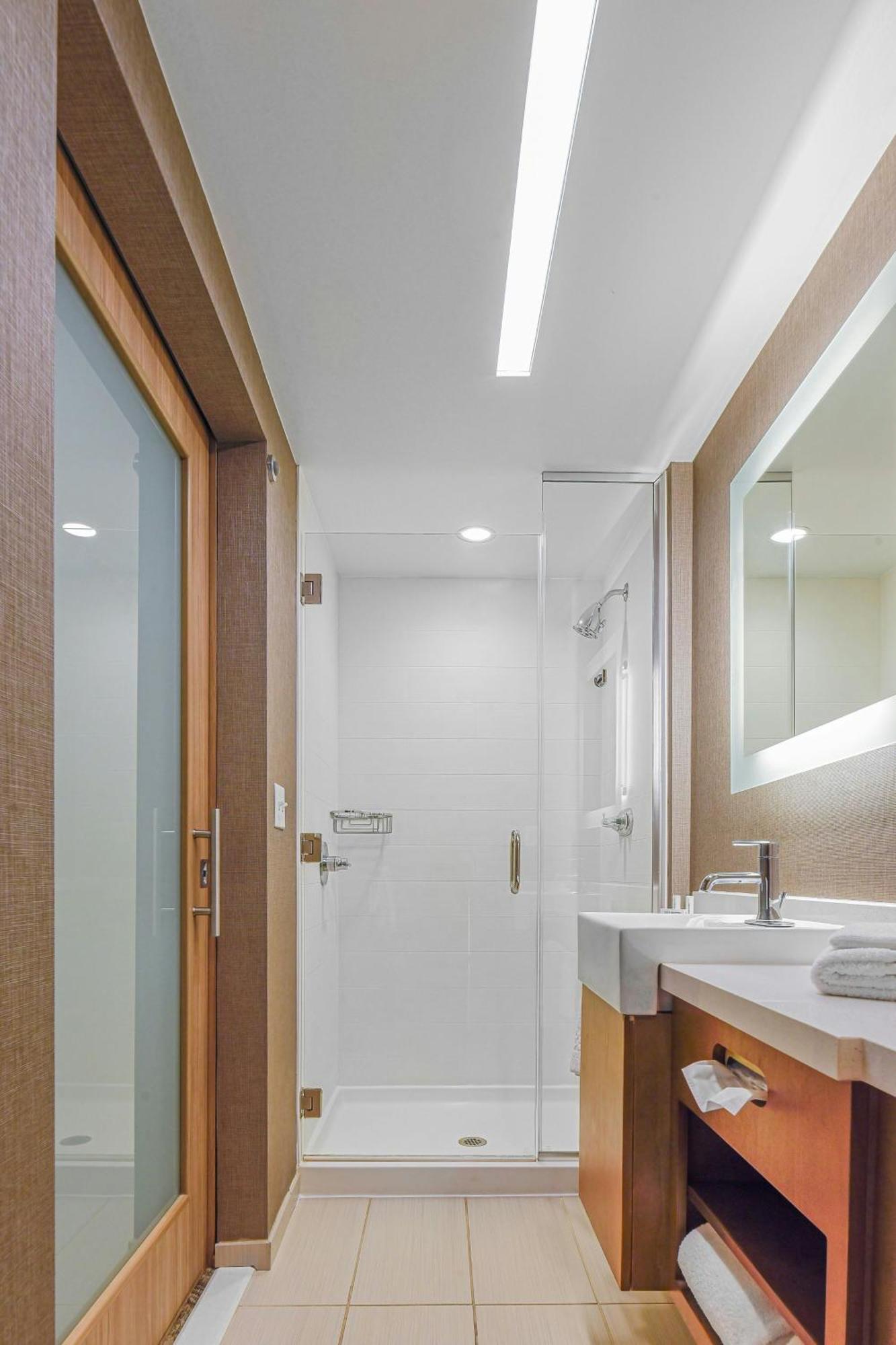 Springhill Suites By Marriott Fishkill Exterior foto