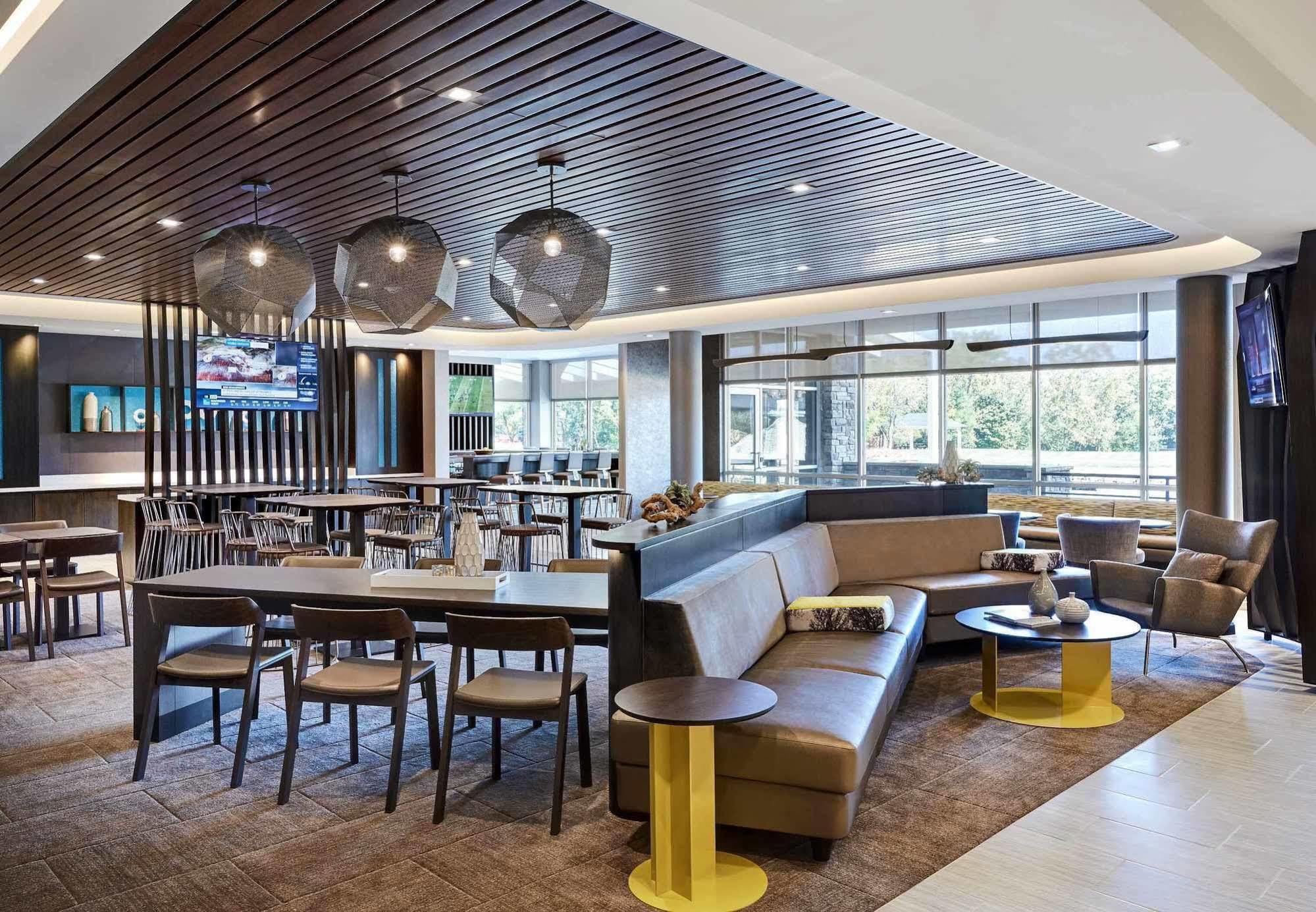 Springhill Suites By Marriott Fishkill Exterior foto
